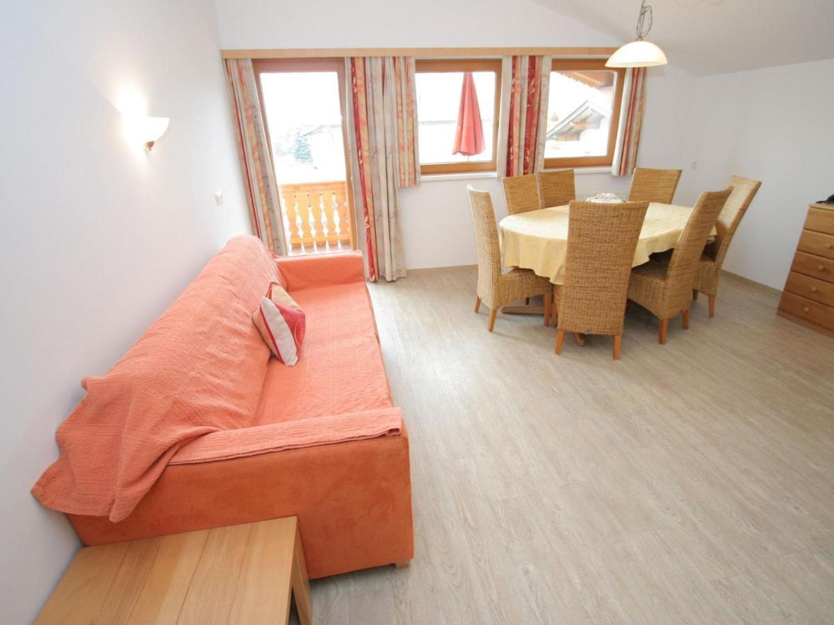 Spacious Holiday Flat Close To The Ski Area Uderns Exterior foto