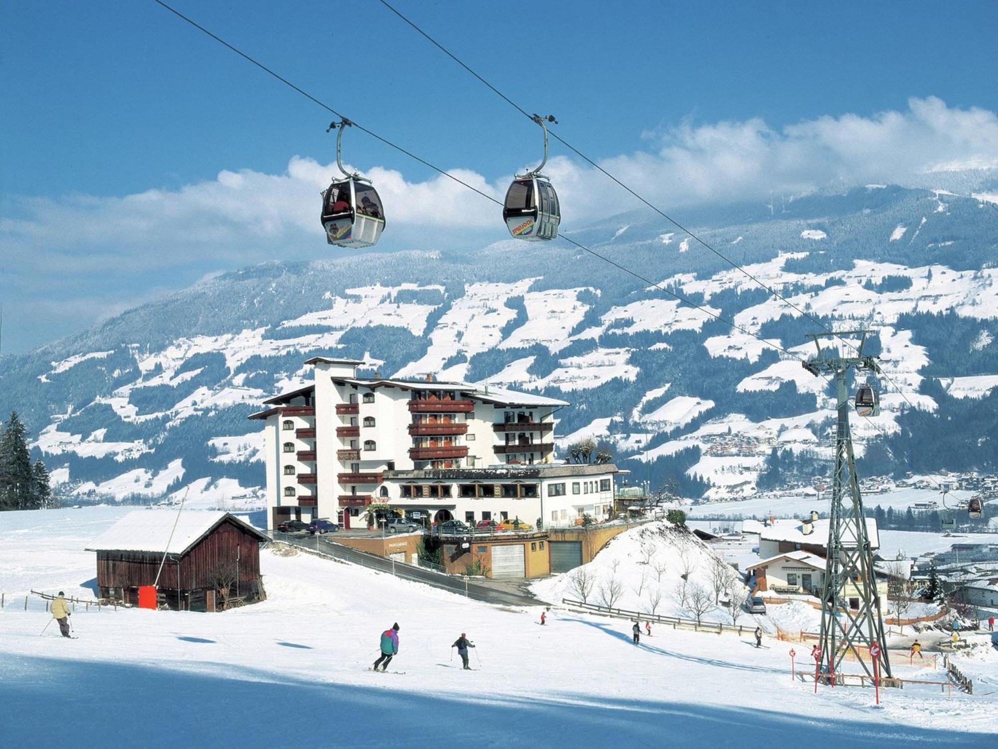 Spacious Holiday Flat Close To The Ski Area Uderns Exterior foto